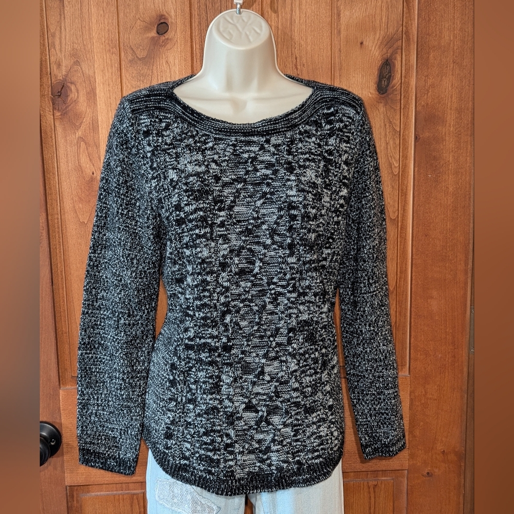 Croft &‎ Barrow Black and White Knit Sweater